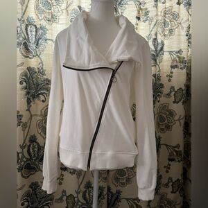 Brand New White Asymmetrical Full Zip Jacket Size XL (Fits More Like A Medium)